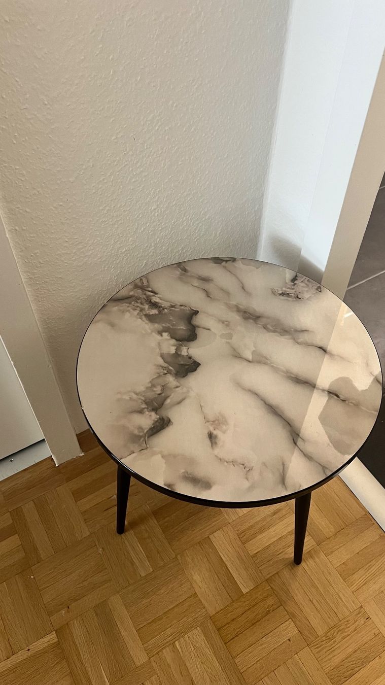 Tische: Petite table – Gebraucht aus Le Lignon von nad_p22c 1