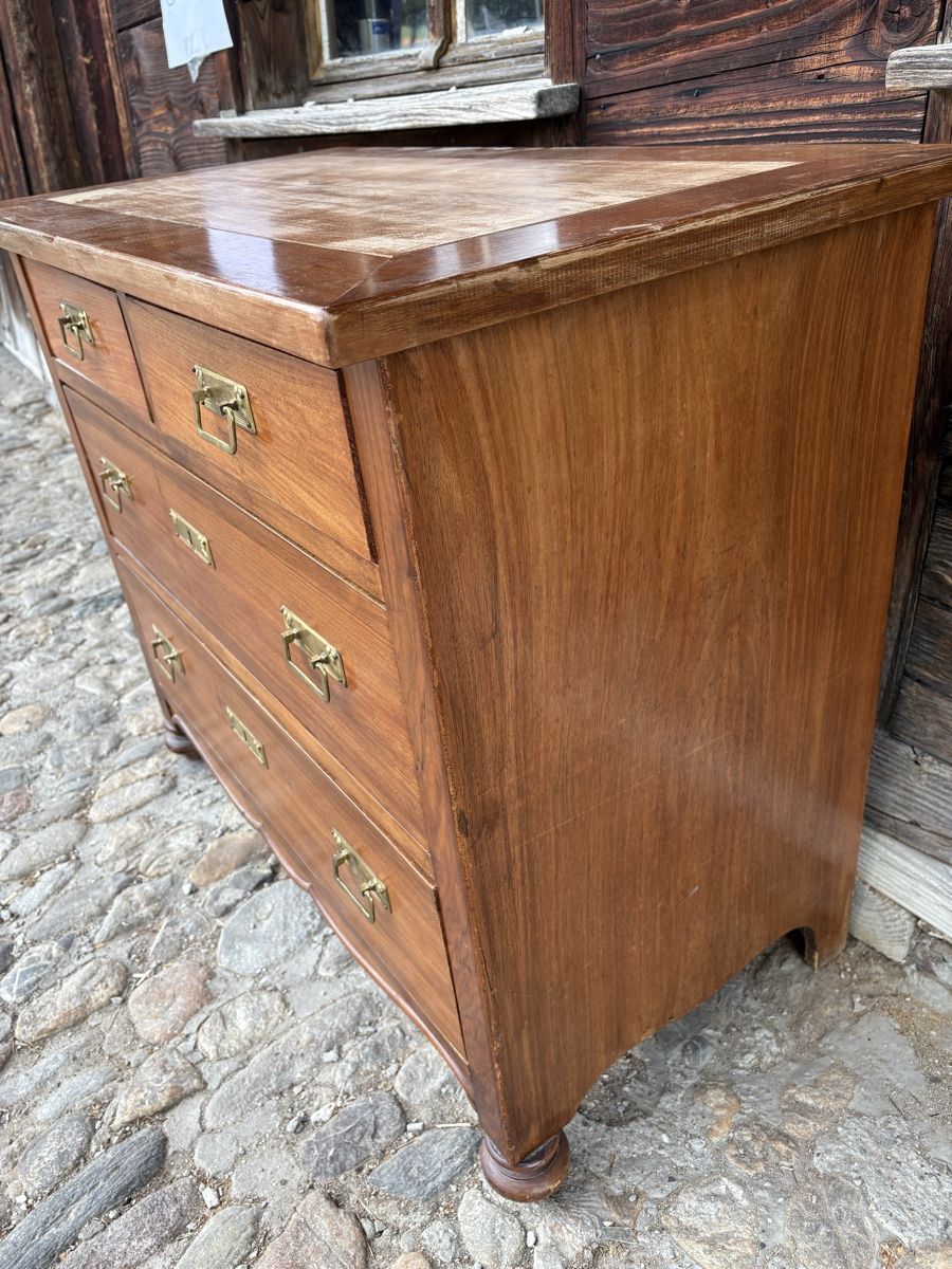 Commodes: Kommode mit Messinggriffen – D'occasion à Wyssachen par Hahe89 1