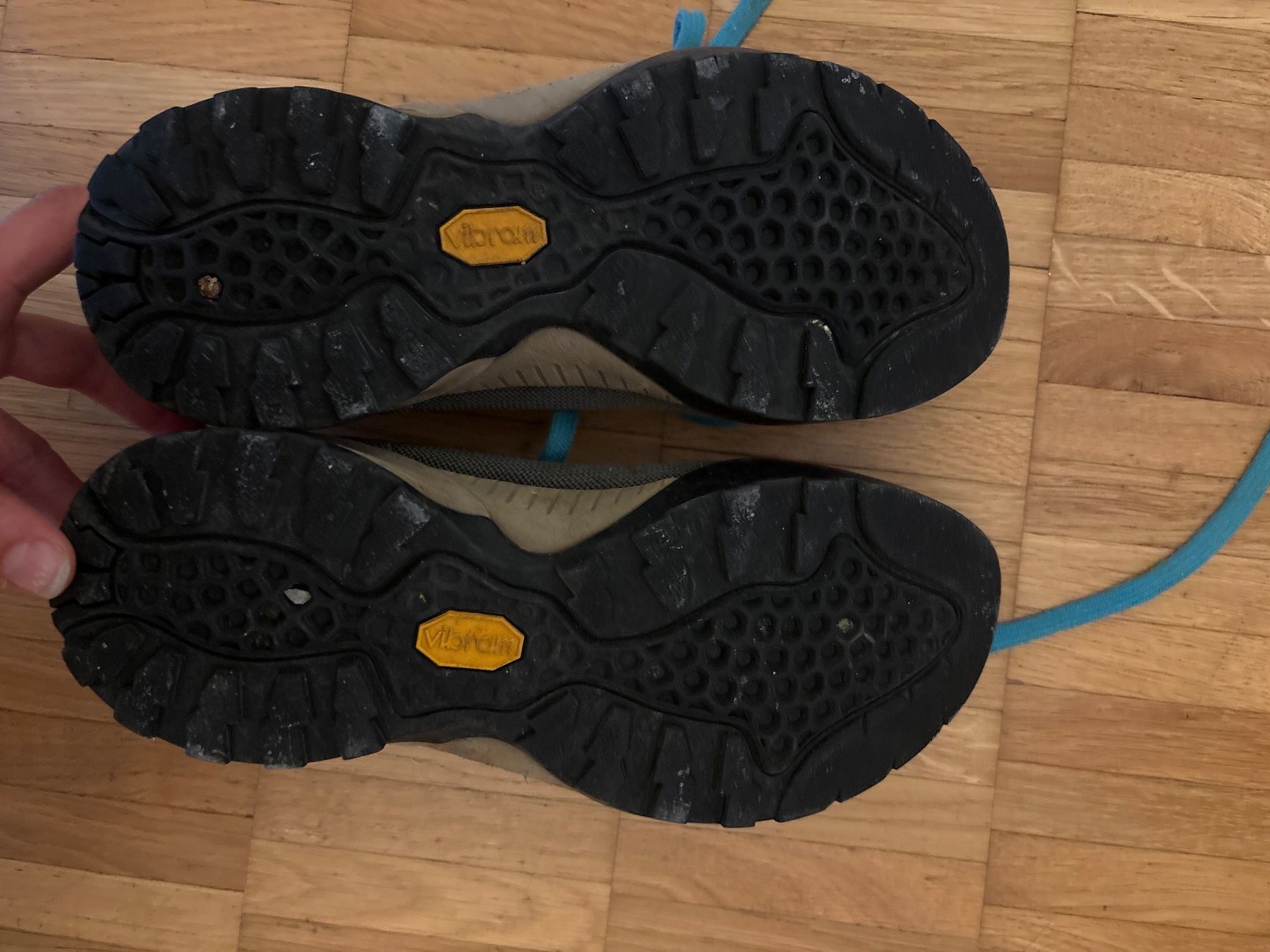 Scarpa Scarpe da donna: Scarpa Wanderschuhe Damen Grösse 37 gebraucht – Usato da Zürich venduto da AnnaPech 1