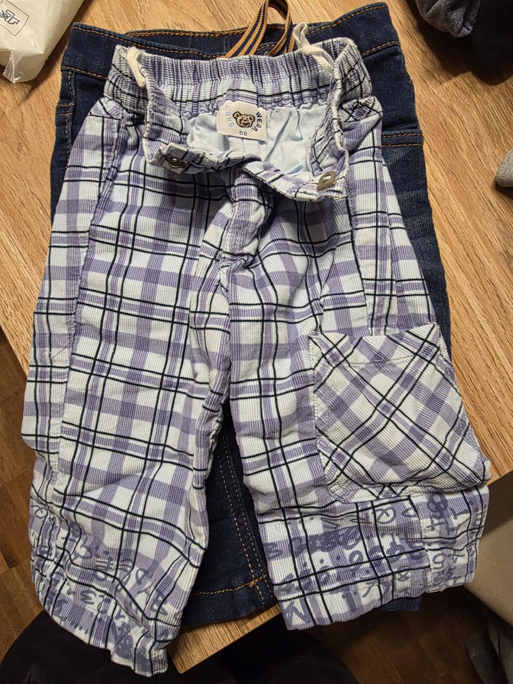 Pantaloni: CordHose Gr. 68 Jeans & Karo – Usato da Brüttisellen venduto da Miralaurea