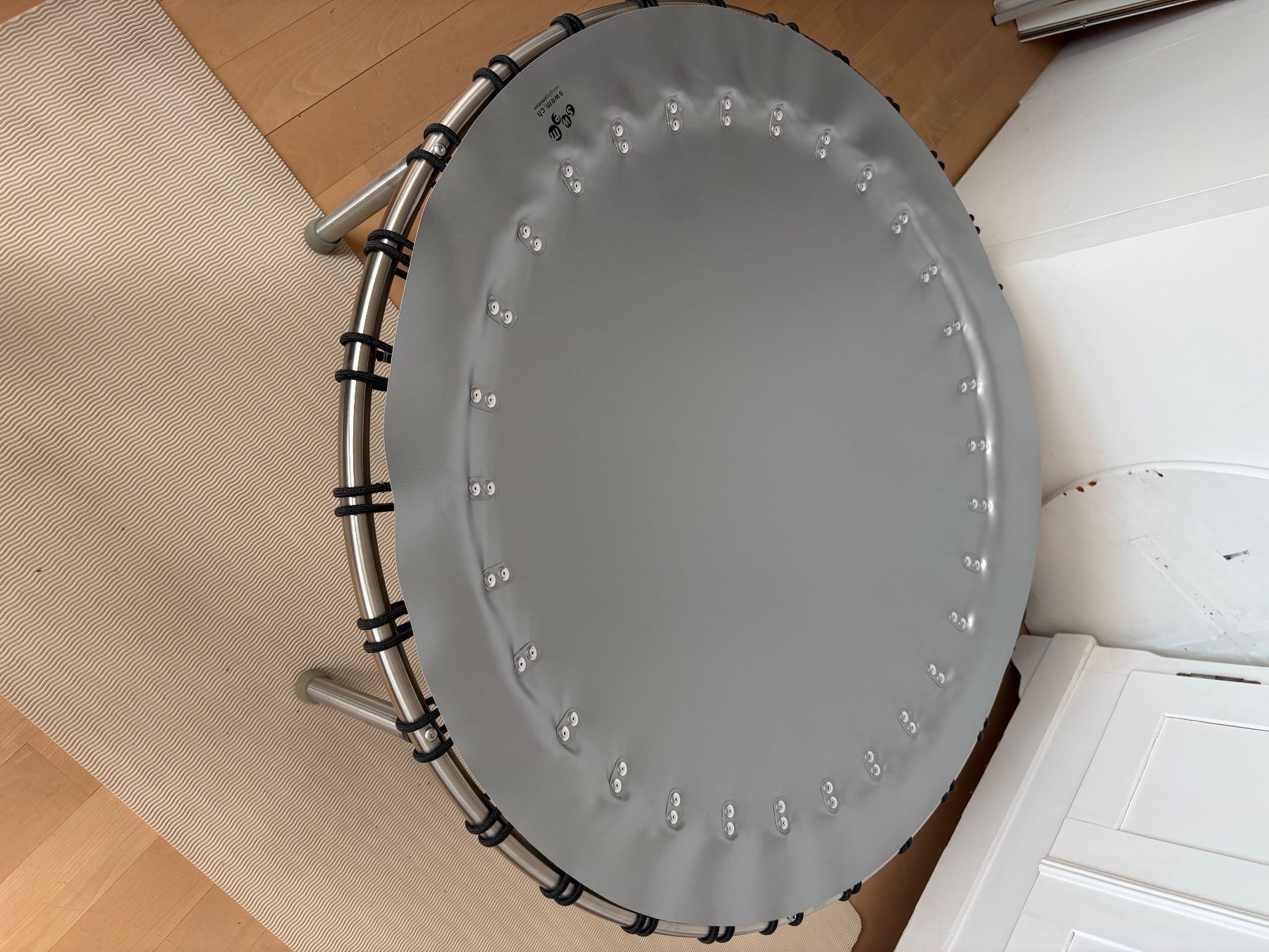 Trampolini: Minitramp zu verkaufen – Usato da Tüscherz-Alfermée venduto da MaxRickenbacher