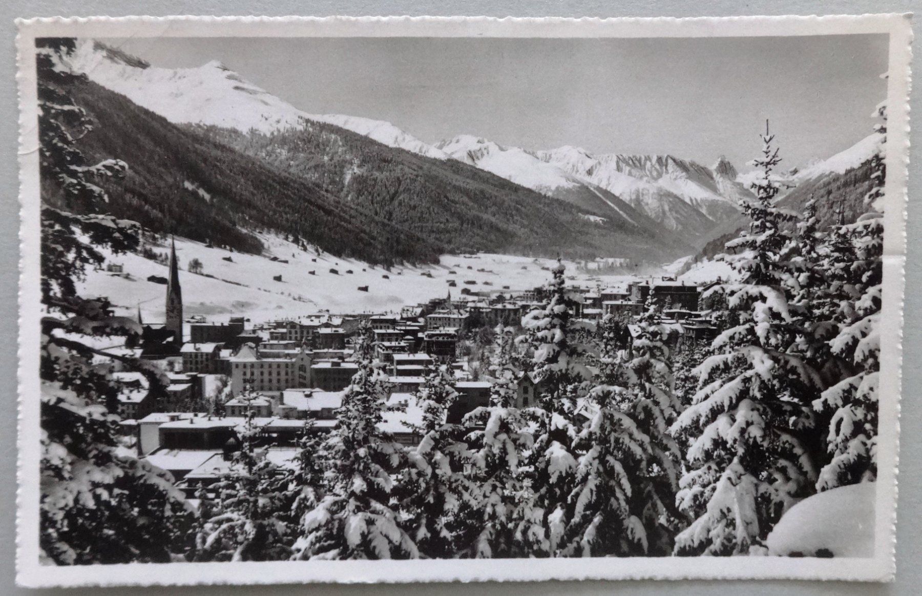 Cartes postales: Davos mit Blick gegen Tinzenhorn – D'occasion à Fétigny par Billy2miny