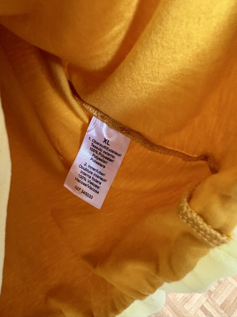 Camicette: Jolie blouse – Usato da Savagnier venduto da Pivovar2 1