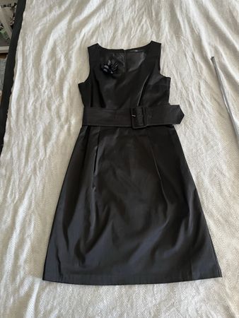 Kleid schwarz mit Gurt, guter Zustand