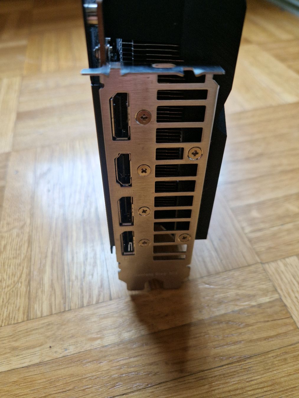Asus Schede grafiche: rx6600xt asus 8gb  – Nuovo (secondo la descrizione) da Le Grand-Saconnex venduto da ank_pw7b 3