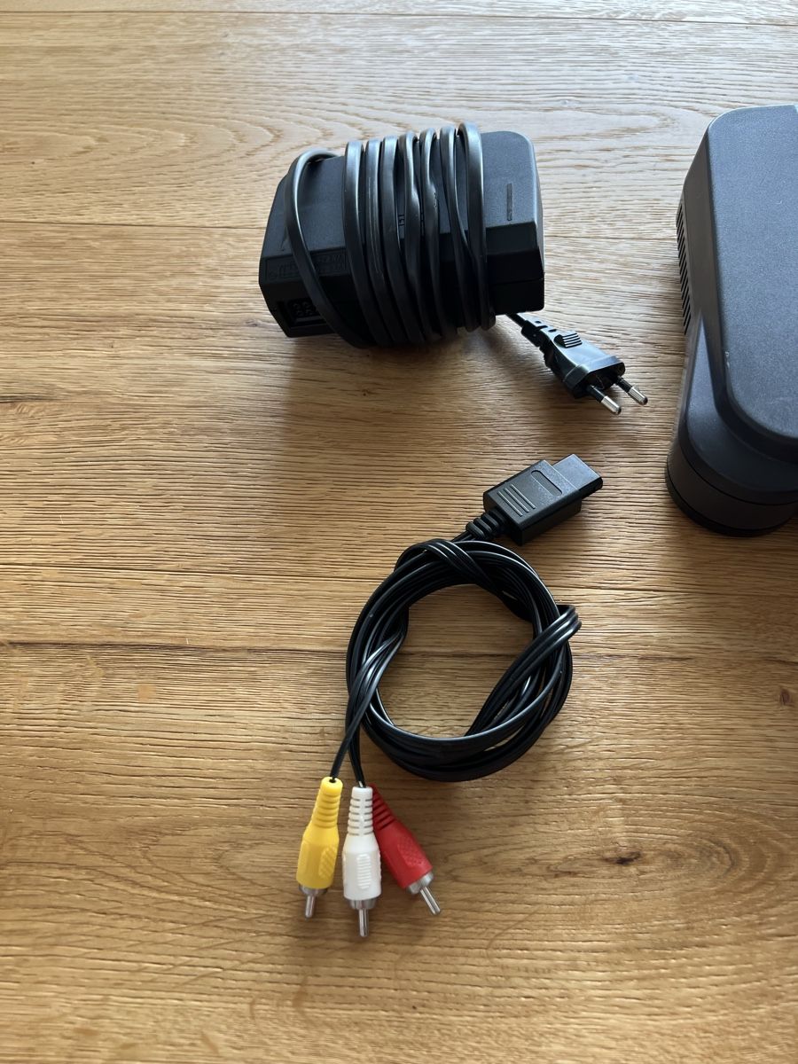Nintendo Console: Nintendo 64 Konsole + Controller – Usato da Schönenbuch venduto da retrohunter 2