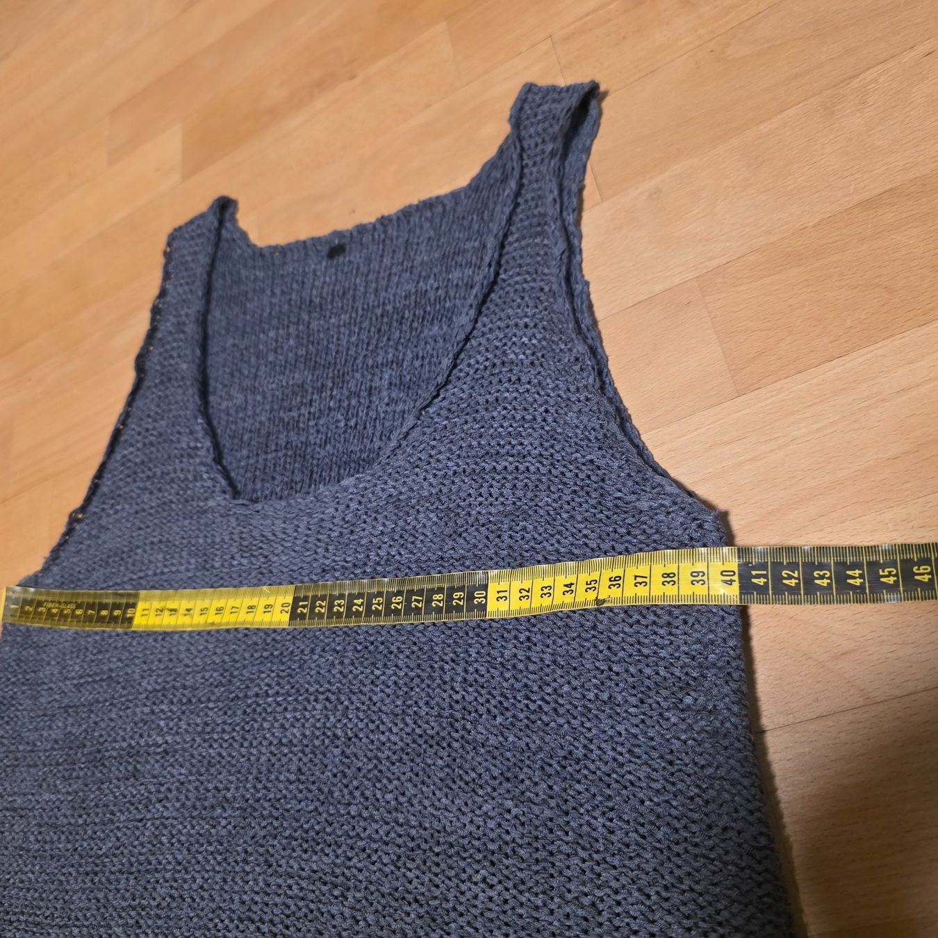 Tops: Sommer Stricktop Grau Gr. M Naturmaterial – Gebraucht aus Wald ZH von CapLux 2