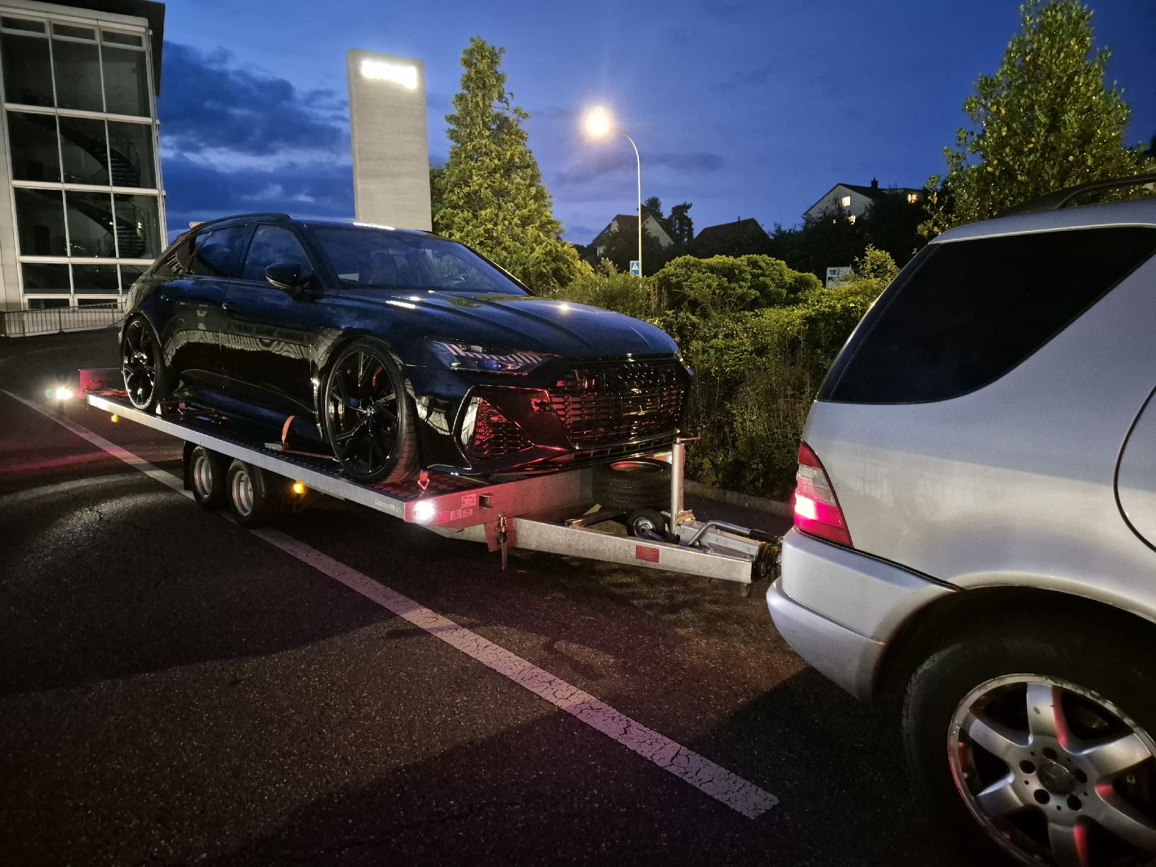 Servizi & Riparazioni: Autotransport ab 300KM – Usato da Zuchwil venduto da she_9kc8 3
