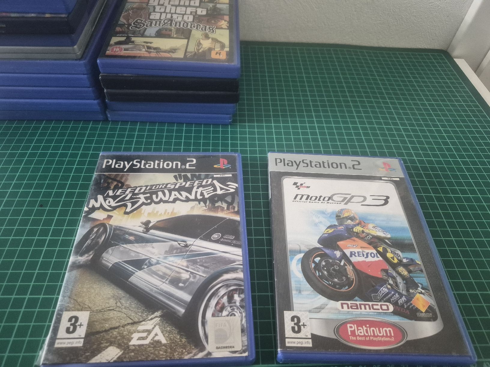Sony Spiele: Moto GP 3 & Need for Speed Most Wanted PS2 – Gebraucht aus Meyrin von Retro-GZ