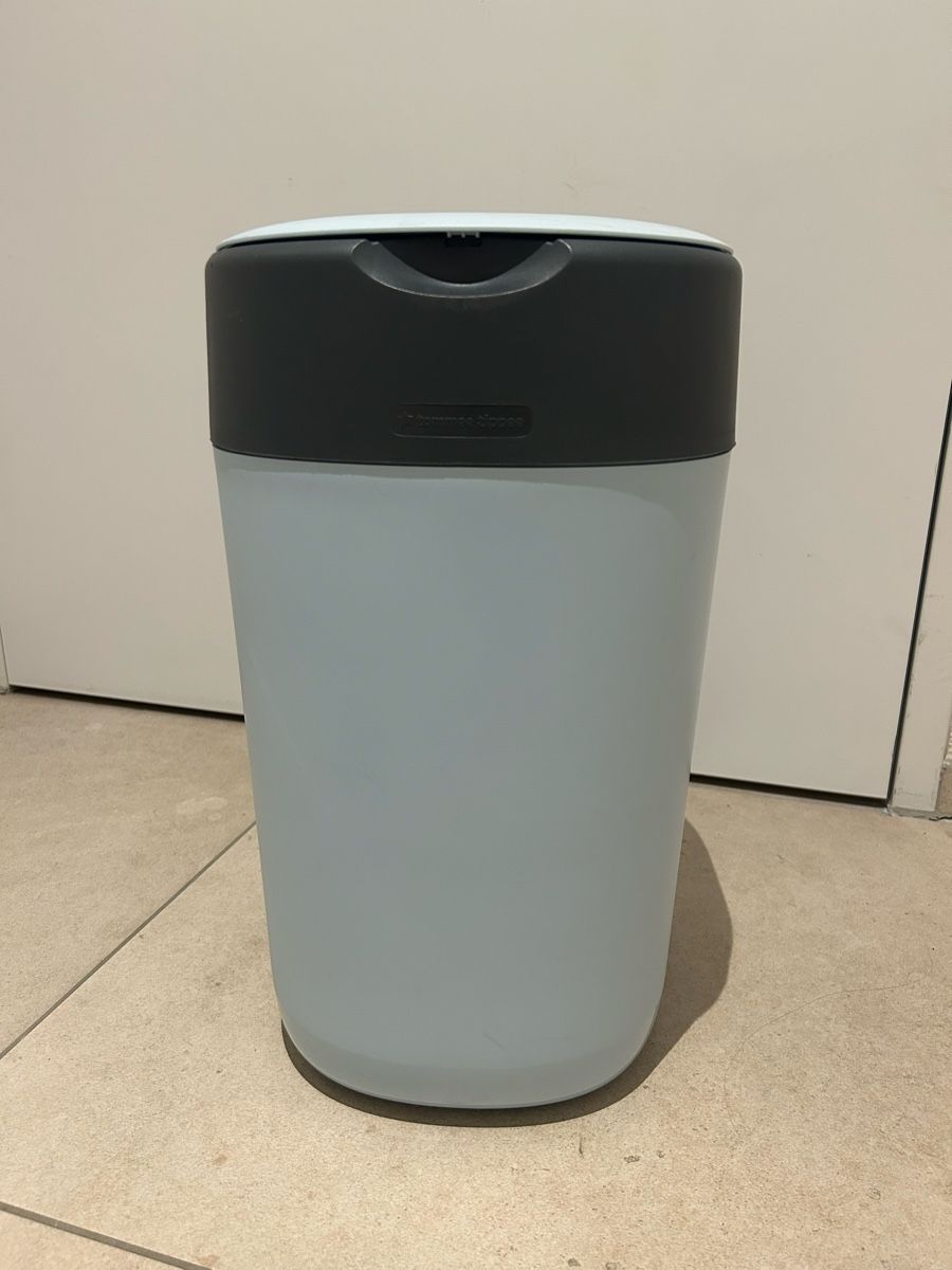 Tommee Tippee Poubelles: Tommee Tippee Twist and Click – D'occasion à Tenero par Laura-Pedu 2