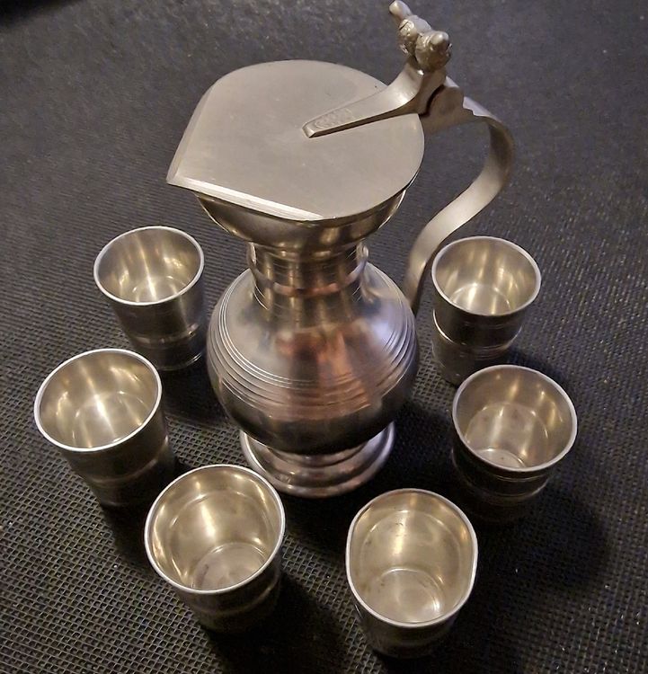 Wunderschönes Antikes Zinn-Service: Krug mit 6 Bechern -Top! (Gebraucht ...
