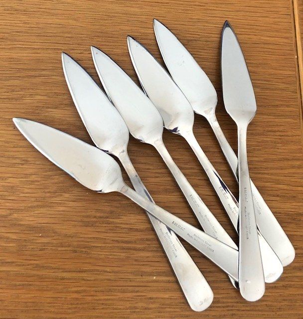 Ikea Set di posate: Set de six couteaux à poisson - Ikea – Usato da Aigle venduto da Tchamille
