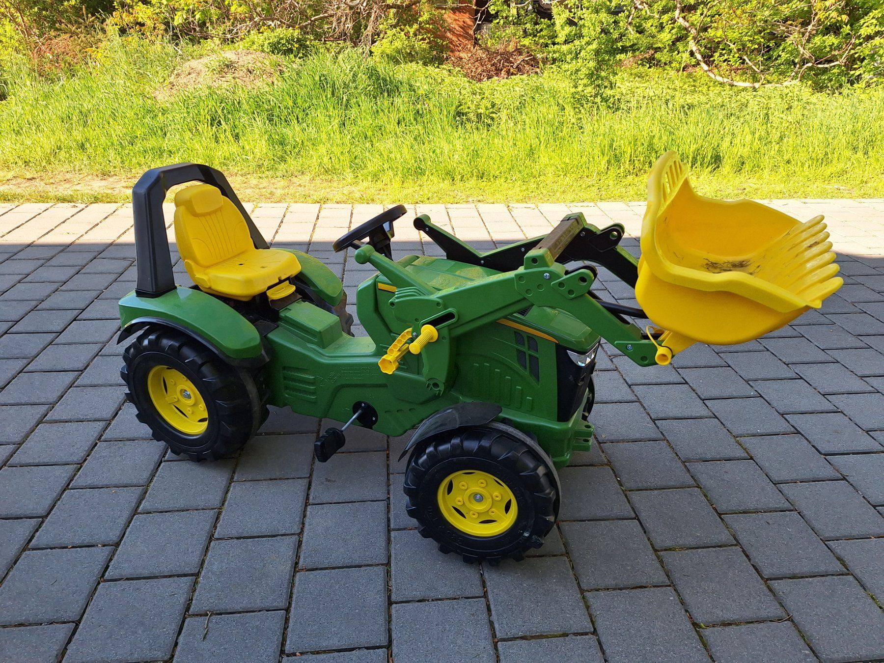 John Deere Veicoli per bambini: John Deere Kindertraktor mit Frontladerschaufel – Usato da Siegershausen venduto da Fabienne115