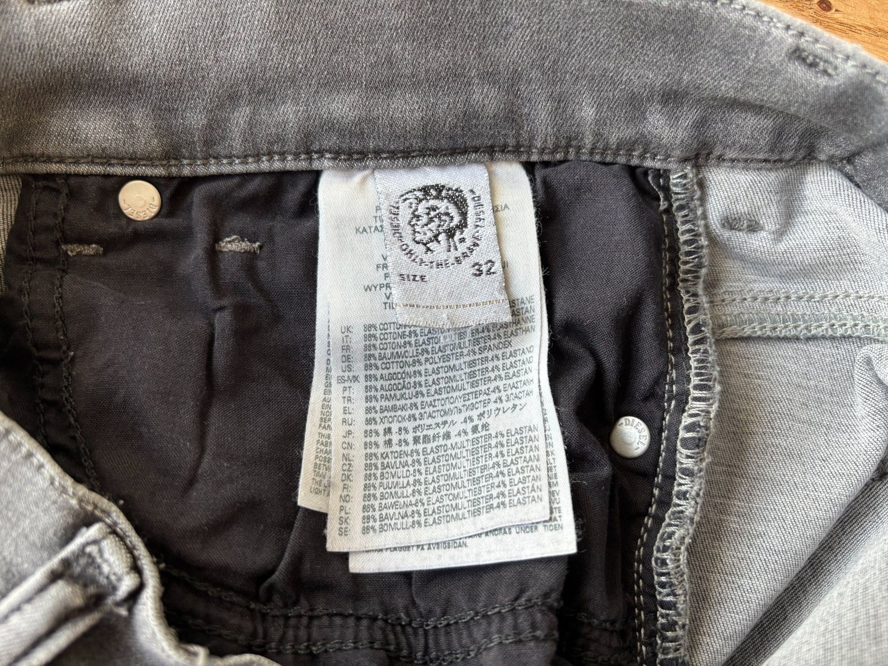 Diesel Jeans: Diesel Jeans, D-Roisen, 32x32 – Usato da Spiegel b. Bern venduto da Laystyx 4