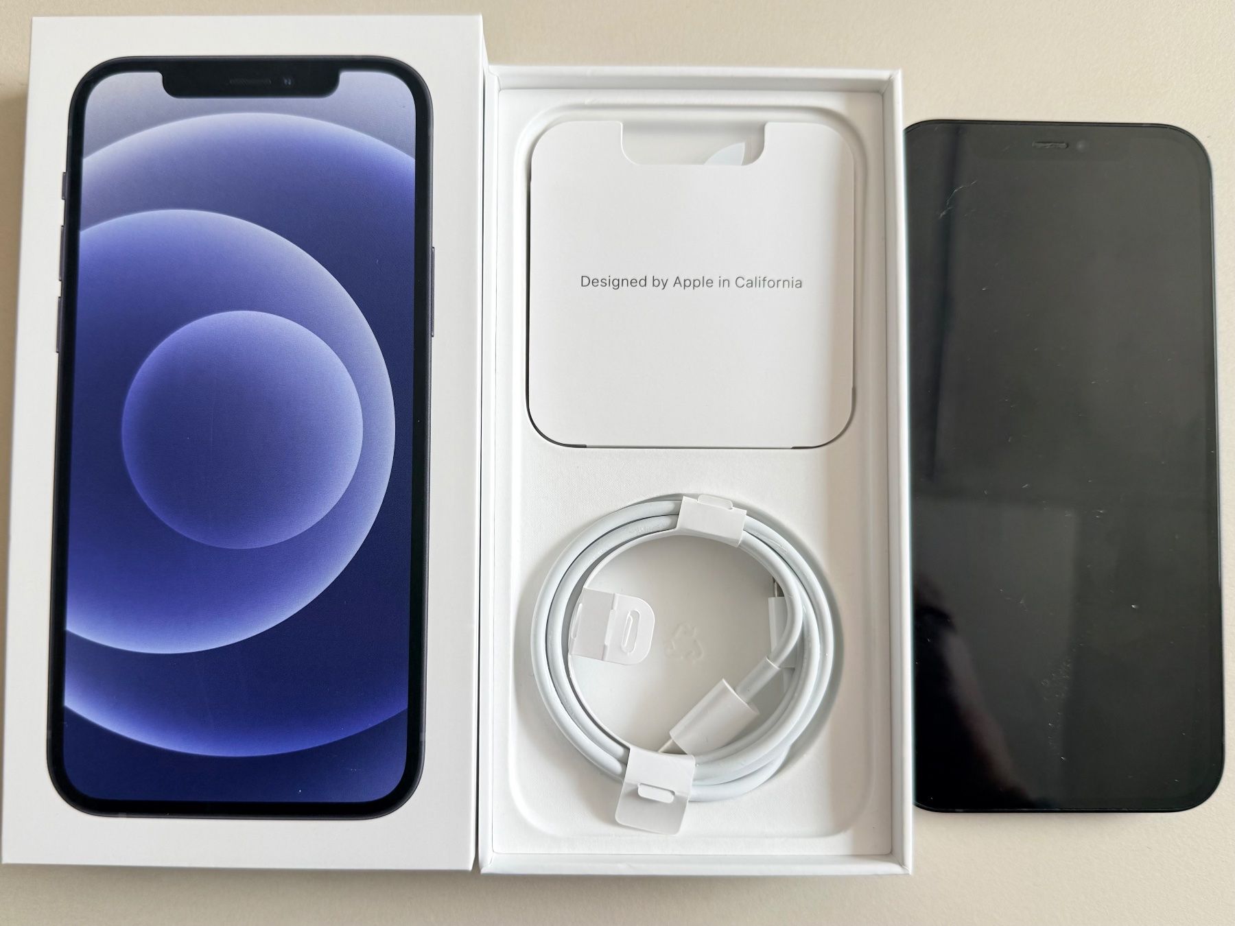Apple Telefoni cellulari / Smartphones: Apple iPhone 12 black 64 GB mit Originalverpackung – Usato da Märstetten venduto da The_Dings