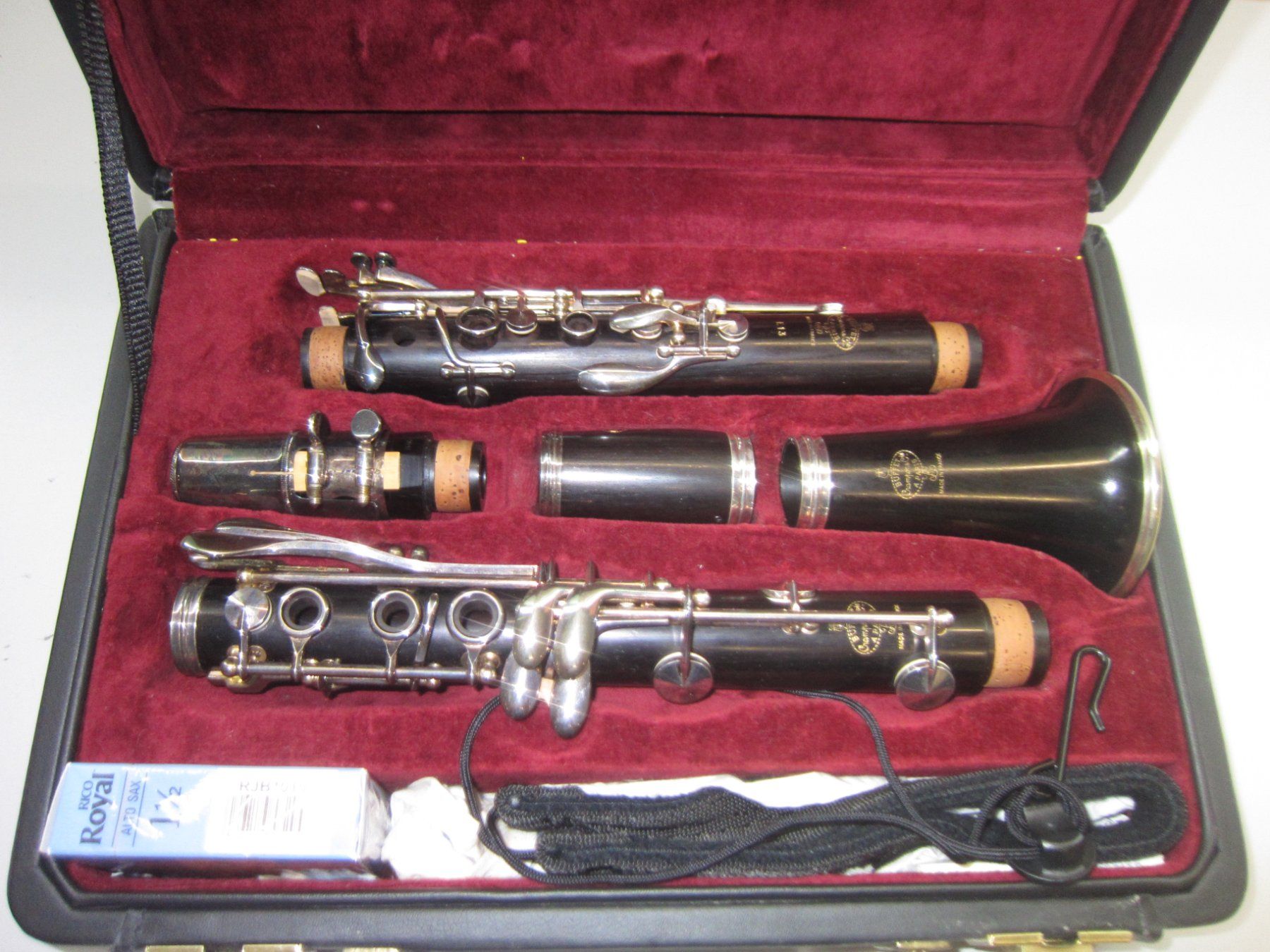 Buffet Crampon Instruments de musique: Klarinette Buffet Crampon E13 – D'occasion à Kilchberg ZH par Cuculus1