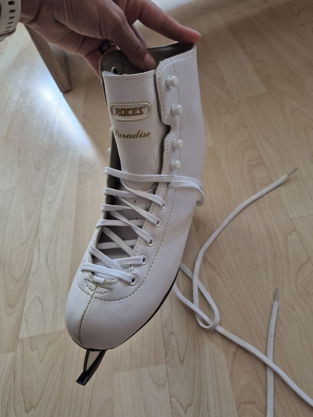 Pattini da ghiaccio: Schlittschuhe grösse 39 – Usato da Buttisholz venduto da sil_89fs 1