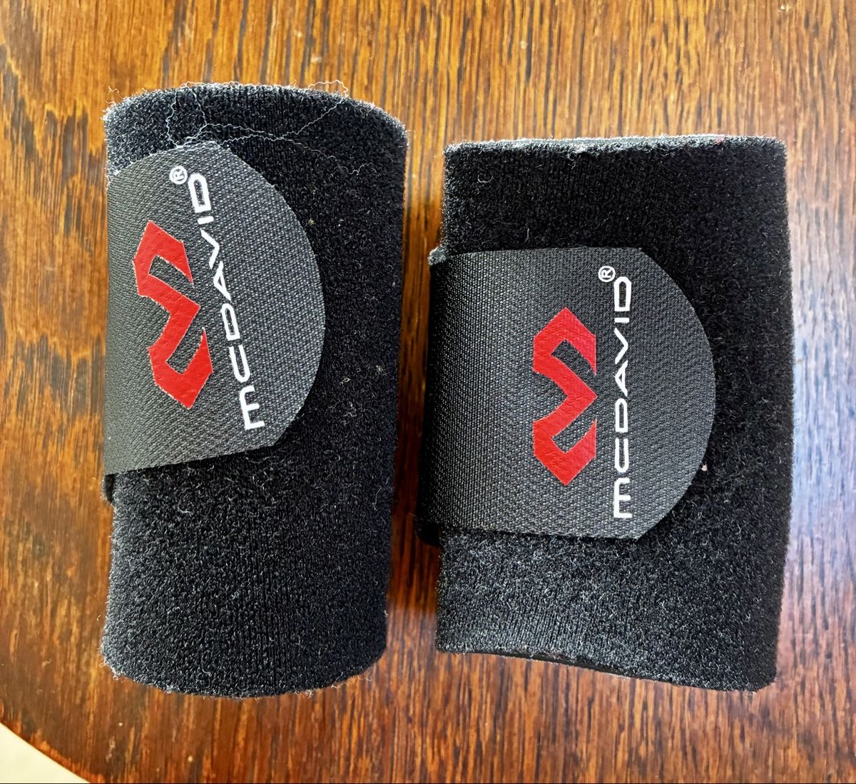 Protezioni & Imbottiture: McDavid Wrist Wraps black used condition – Usato da Schaan venduto da RicX-10