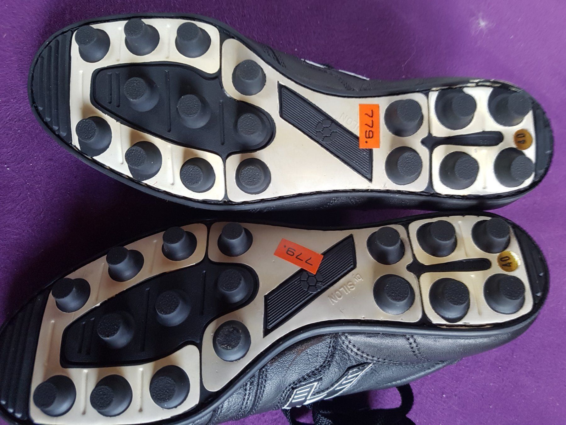 Scarpe da uomo: Fussballschuh aemmeby Silon gr 40 G – Nuovo (secondo la descrizione) da Schwarzenburg venduto da Flamingo07 1