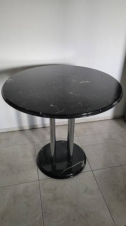Tavoli: Marmortisch rund mit Chromgestell / Tisch rund – Usato da Zofingen venduto da Loop_ReSale 8