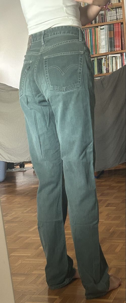 Levi's Jeans: Vintage Jeans Levi's  – Usato da Grand-Lancy venduto da eli_x5k9 1