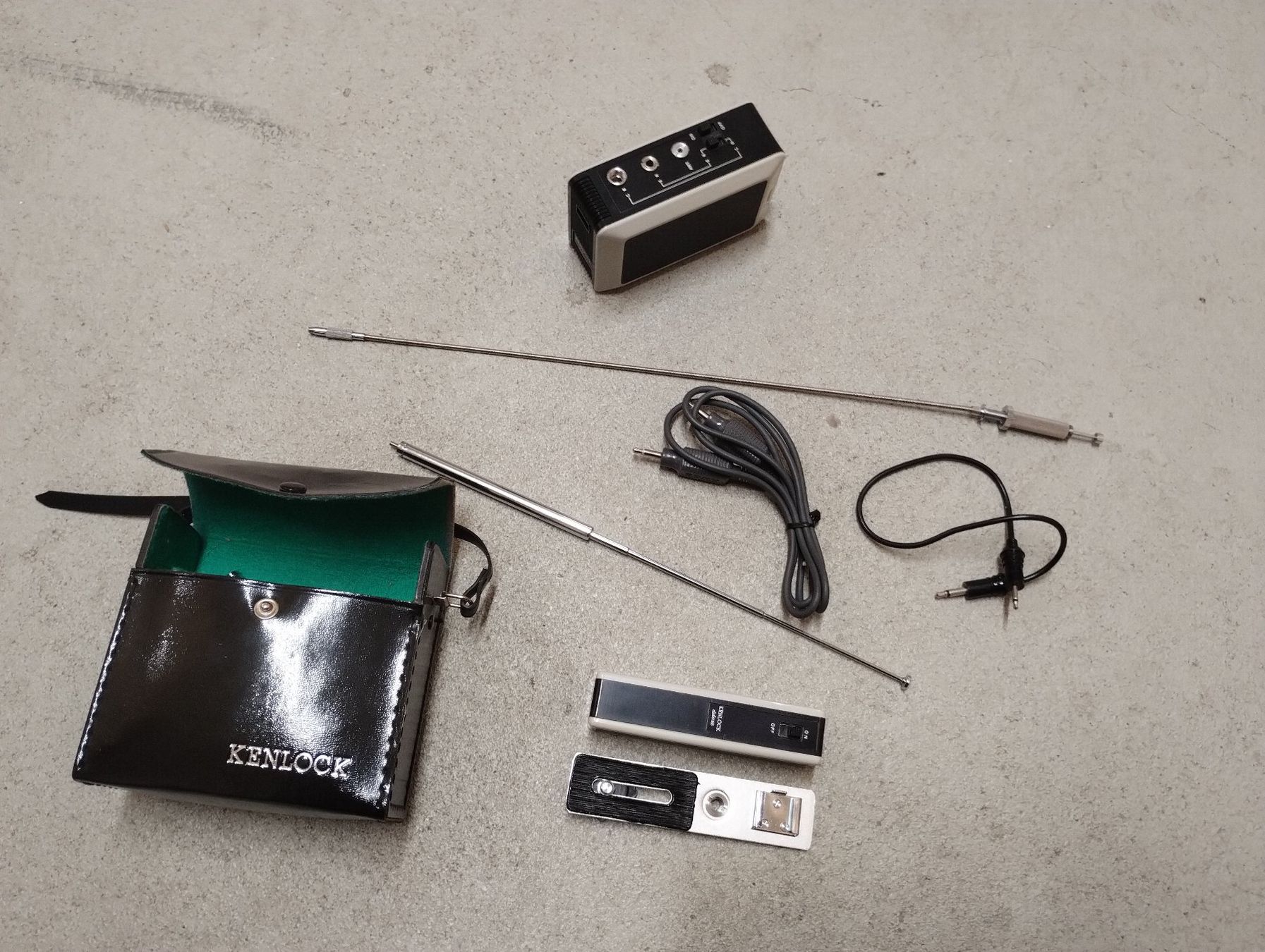 Microfoni: Kenlock Wireless Mikrofonsystem(Vintage) – Usato da Zürich venduto da danihell 1