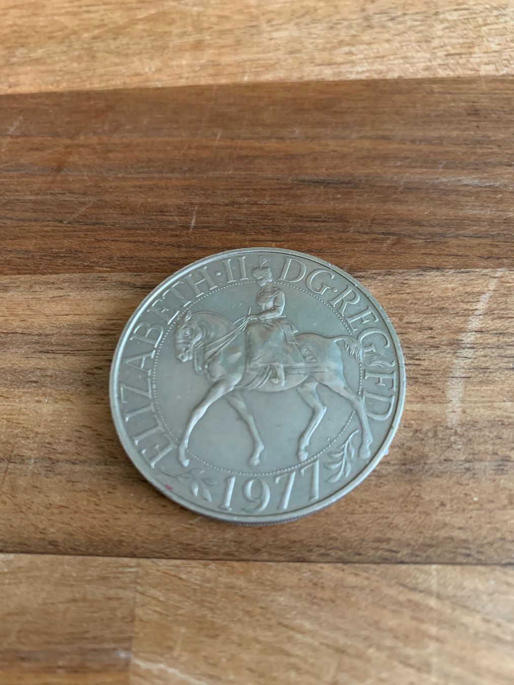 Toutes les monnaies: Queen Elisabeth 1977 England – D'occasion à Winterthur par sommer_2019 3