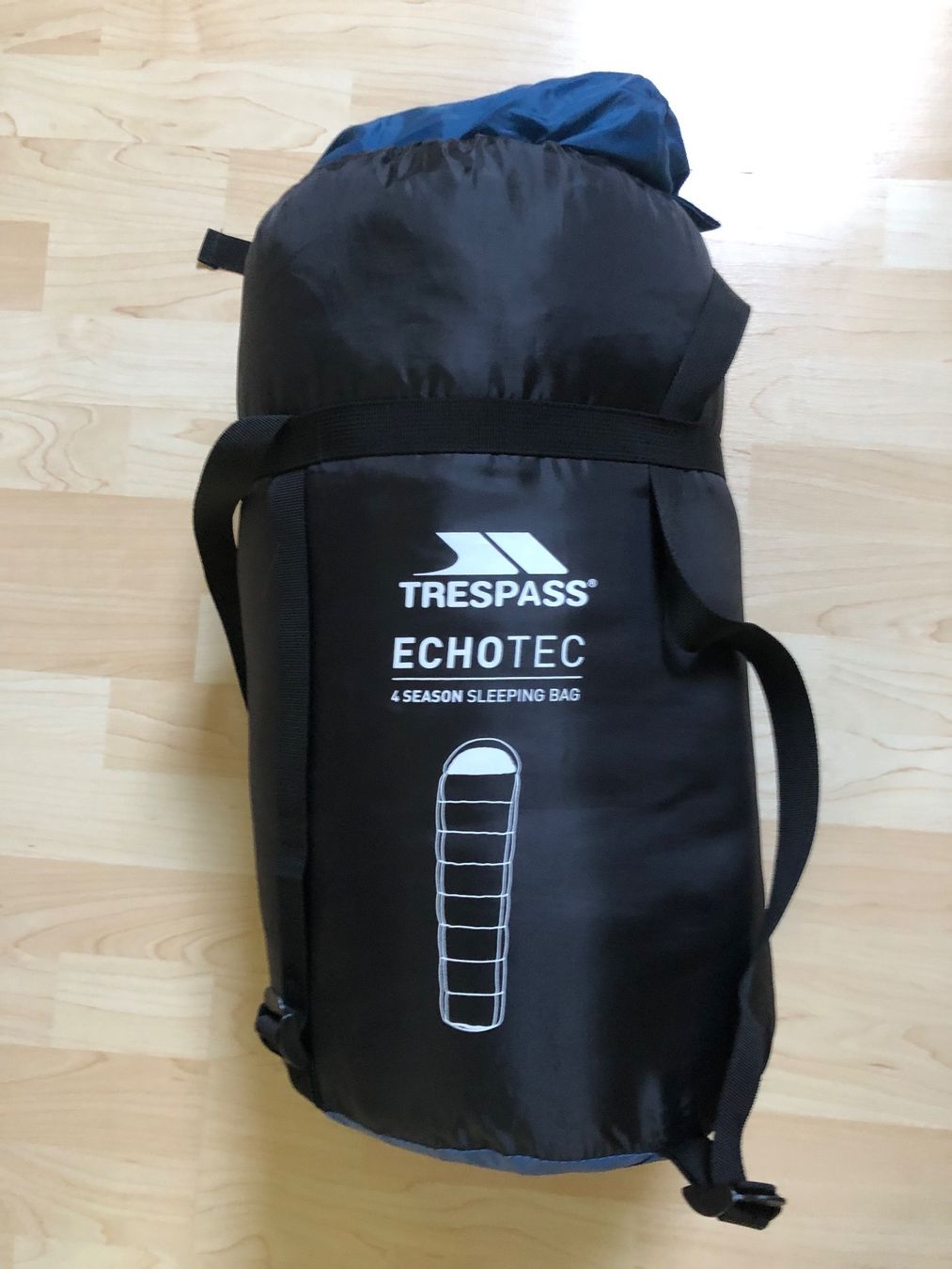 Sacchi a pelo: Echotec 4 Season Schlafsack Neu – Nuovo e nell'imballaggio originale da Wettingen venduto da Nadinne