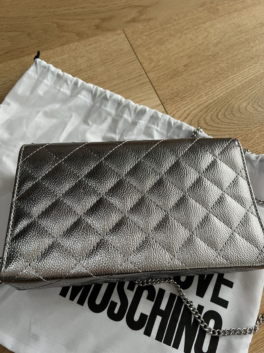 Moschino Taschen für Damen: Love Moschino – Neu (gemäss Beschreibung) aus Herbligen von nic_q8yn 5