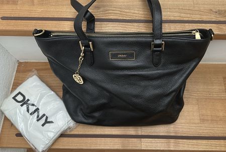 Marken Taschen neuwertig.