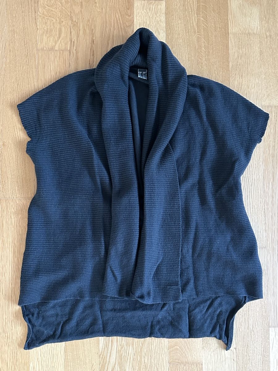 Gilets & Westen: Gilet/ Strickweste  von Klein Basel – Gebraucht aus Riehen von filofax123