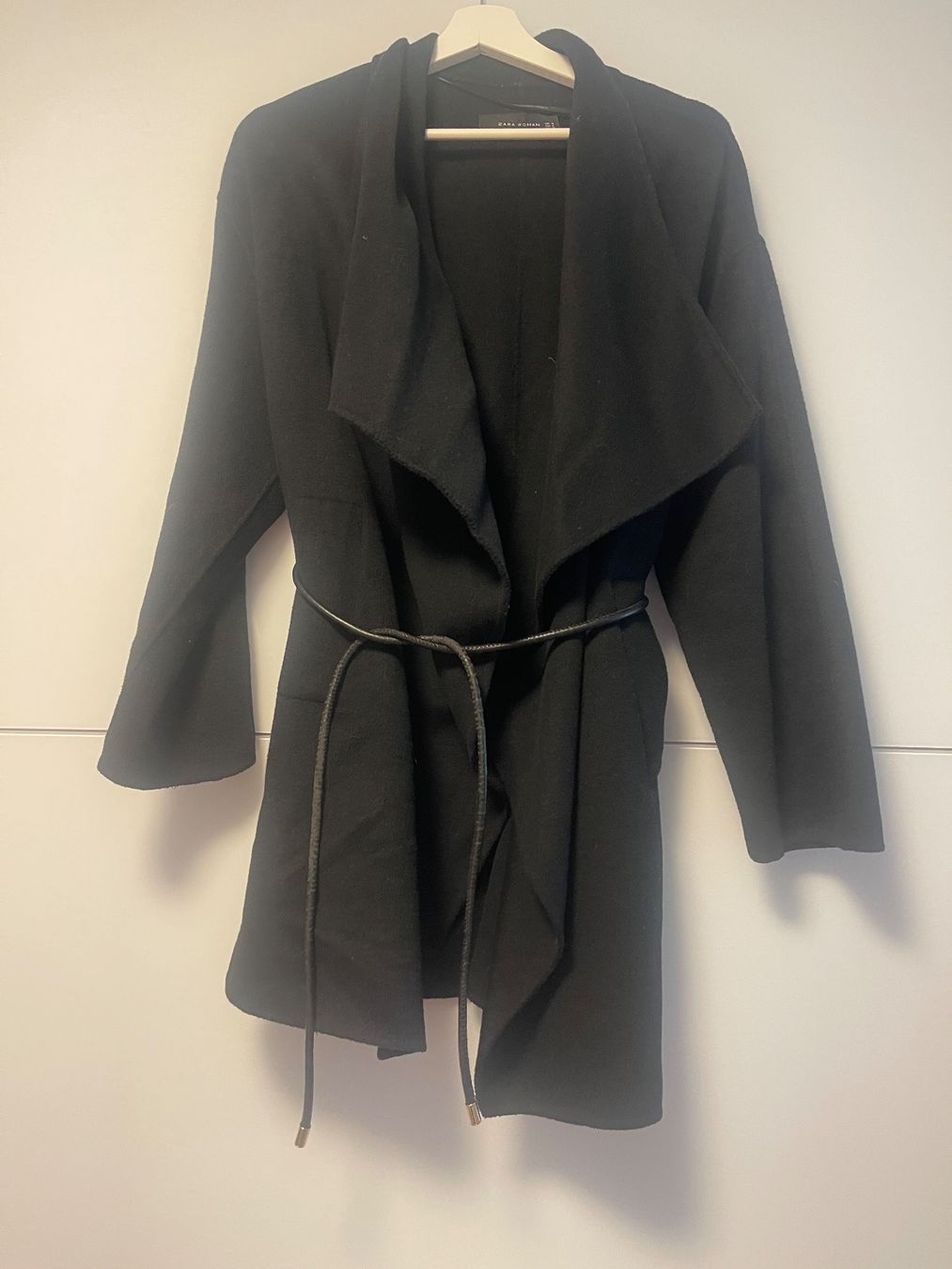 Zara Cappotti: Mantel Zara M – Usato da Winterthur venduto da Milan340