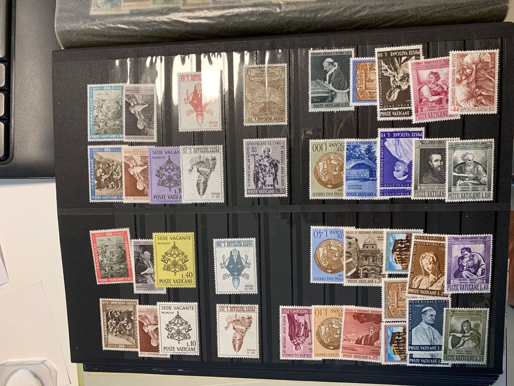 Alle Briefmarken: Vatikan ca 1960-1965 vorwiegend postfrisch. – Gebraucht aus Willisau von Repfuesch 2