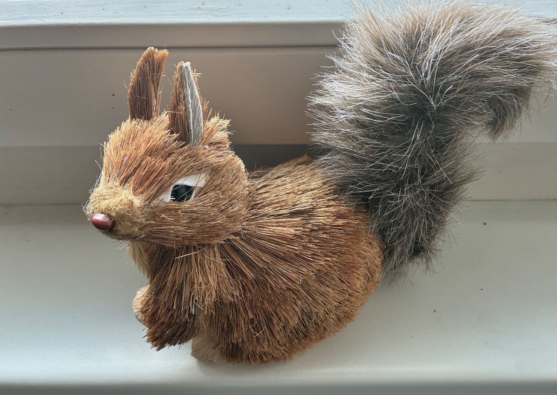Tutte le decorazioni: Herbstdeko 2 EICHHÖRNCHEN – Usato da Embrach venduto da korbflechter49