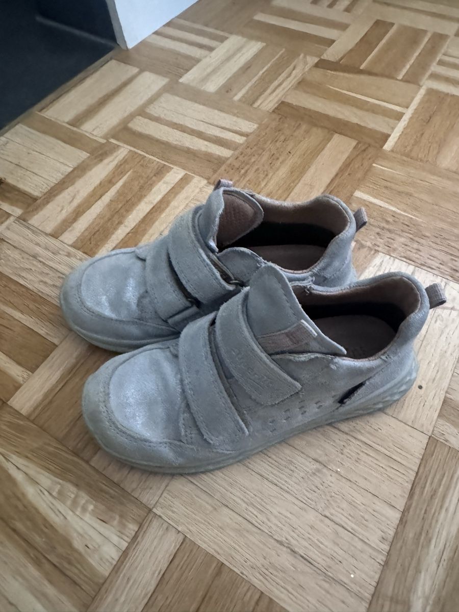 Superfit Scarpe per ragazzi: Superfit Gr 29 silber – Usato da Winterthur venduto da tkzh 1