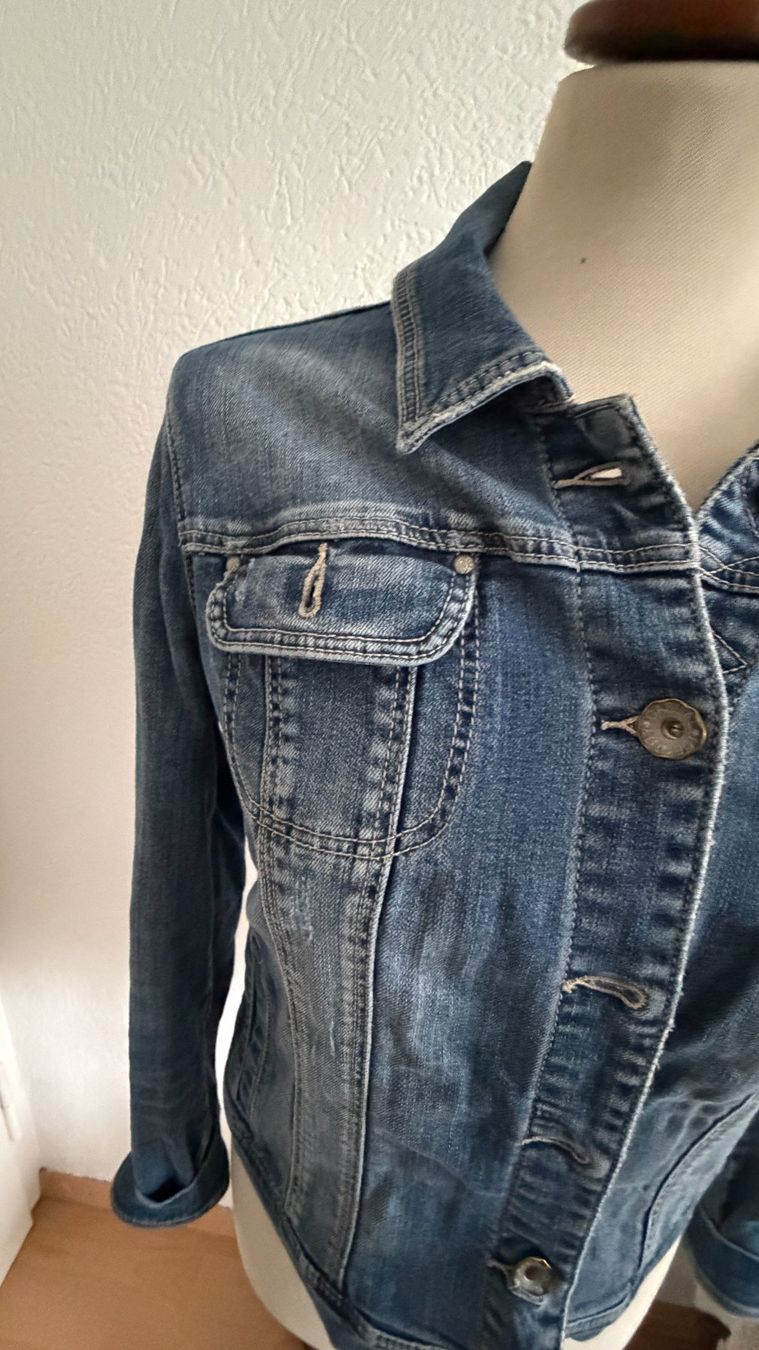 Comma Jacken: JEANS JACKE COMMA S – Gebraucht aus Liestal von aarroon 1