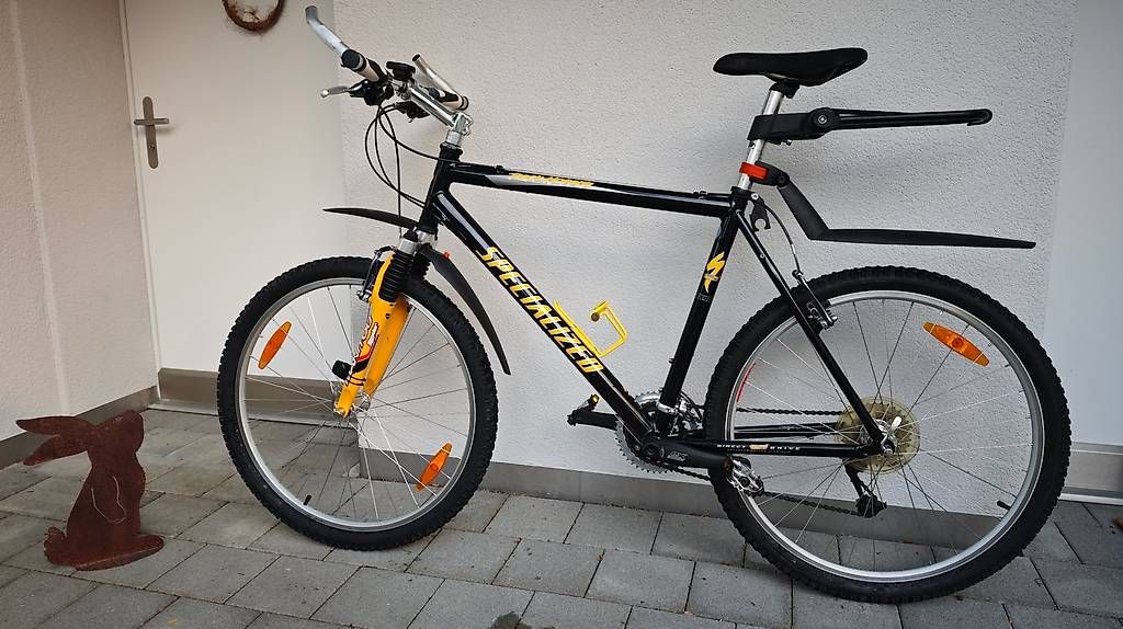 Specialized Velos: Mountainbike von Specialized - Frontfedergabel, Hardtail – Gebraucht aus Gachnang von alohasurferboy