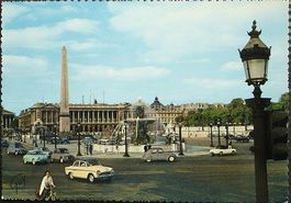 PARIS La Place de la Concorde - Auto, Citroën 2CV