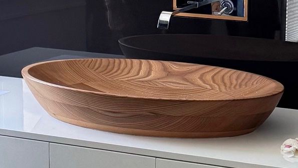 Articoli in legno: Waschbecken aus Holz – Usato da Davos Platz venduto da Ricardopipy 1