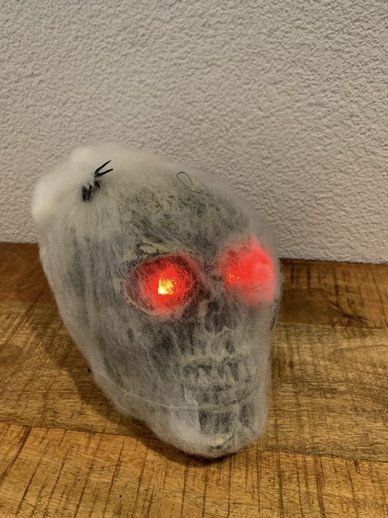 Eyglajdd Halloween Skelett Spieße - 2 Paar Grusel-Arme Mit Schädeln Für Garten-Deko