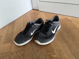 Nike Sneakers schwarz 35.5