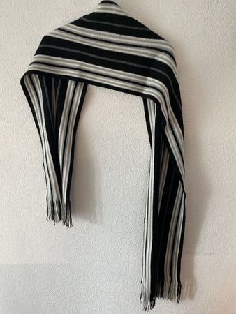 Winterschal / Frühlingsschal, gestreift, neuwertig!