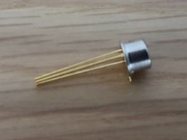 Hf Transistor J310 Metallkappe !!!
