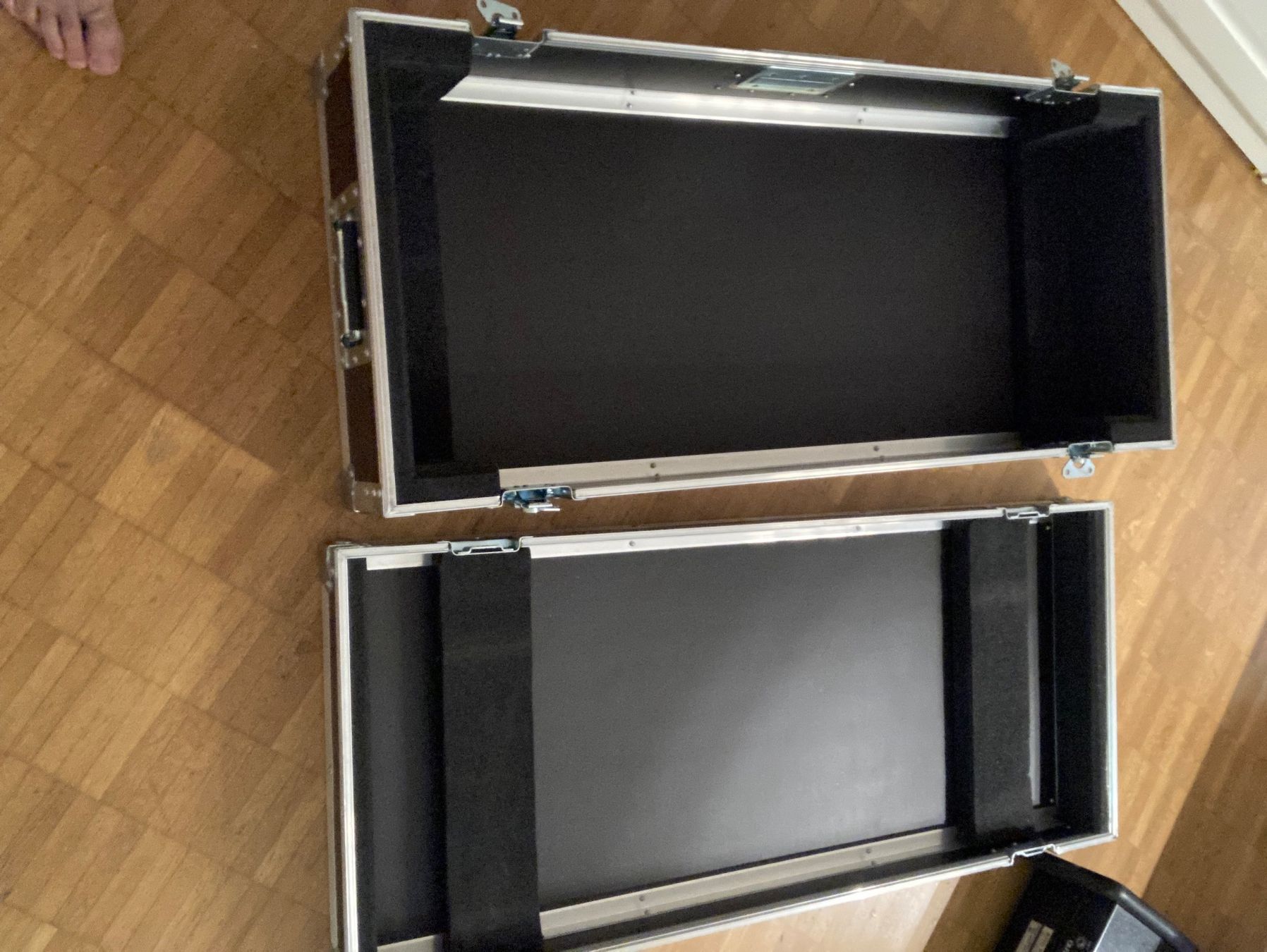 Reisekoffer: Keyboard Flight-Case 102 x 45, 5 x 25.5 – Gebraucht aus zürich von Scaramouche 5