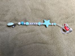 Süsser Nuggihalter mit Namen "Romeo"