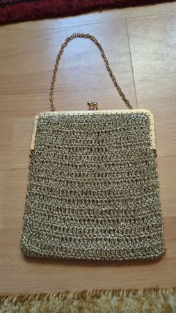 Abendtasche goldfarben mit Kette antik 