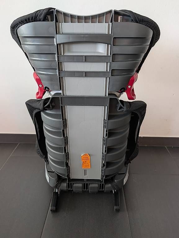 Seggiolini per auto: Britax Römer Kindersitz – Usato da TAGELSWANGEN venduto da SPIDERPIG11 1