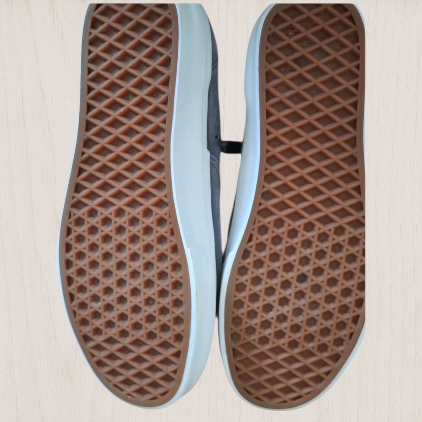 Vans Chaussures hommes: Vans taille T39 – Neuf (Voir description) à Le Locle par Threads_CH 2