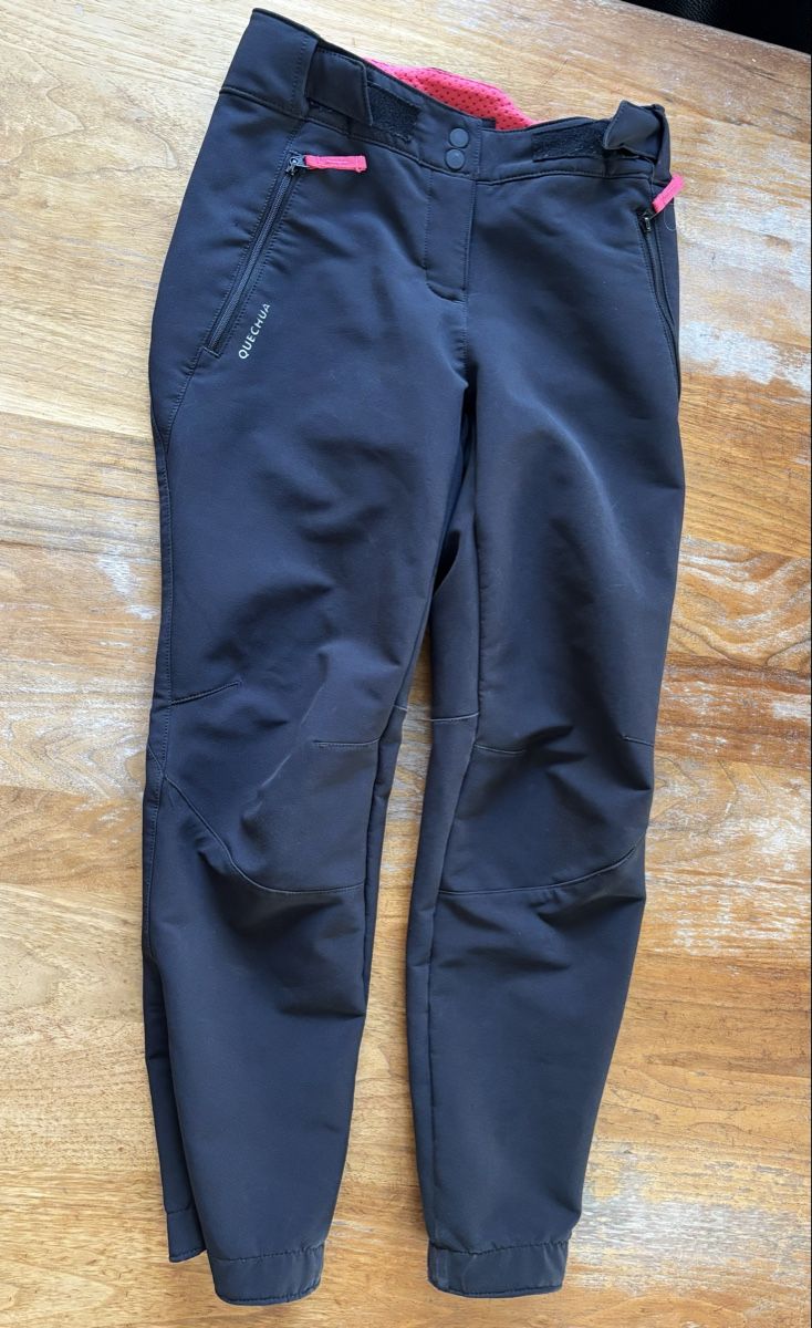 Decathlon Hosen: Softshell Hose 134 – Gebraucht aus Hinwil von princess_12