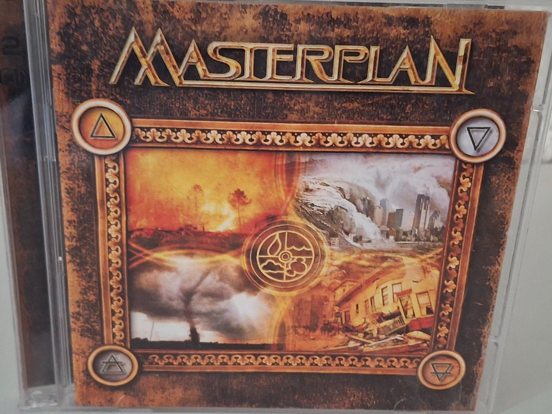 CD: 2CD Masterplan - Masterplan – Usato da Aarberg venduto da Jackup1